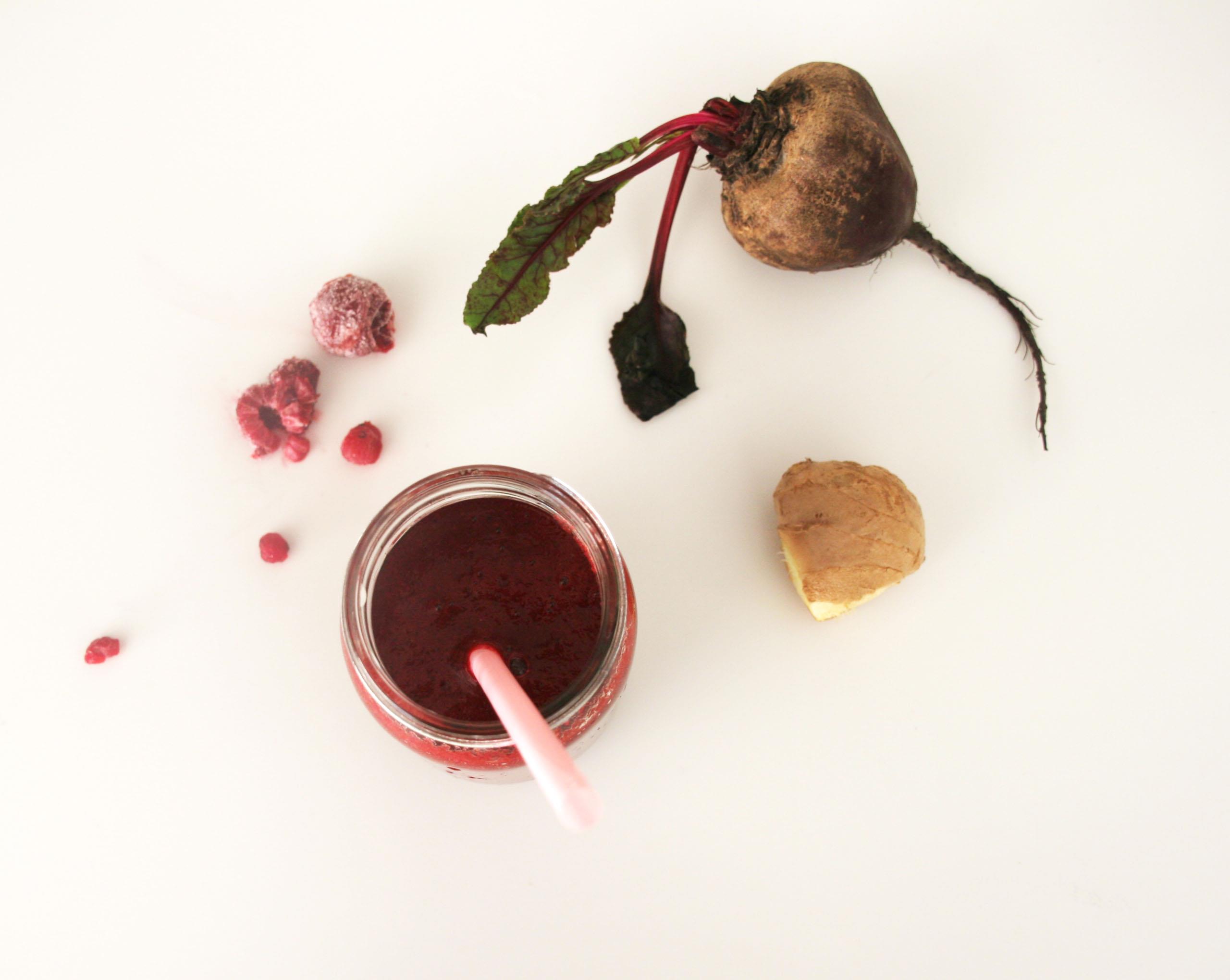 Beetroot-mix-berries-smoothie-recipe-smoothies-beverages-2
