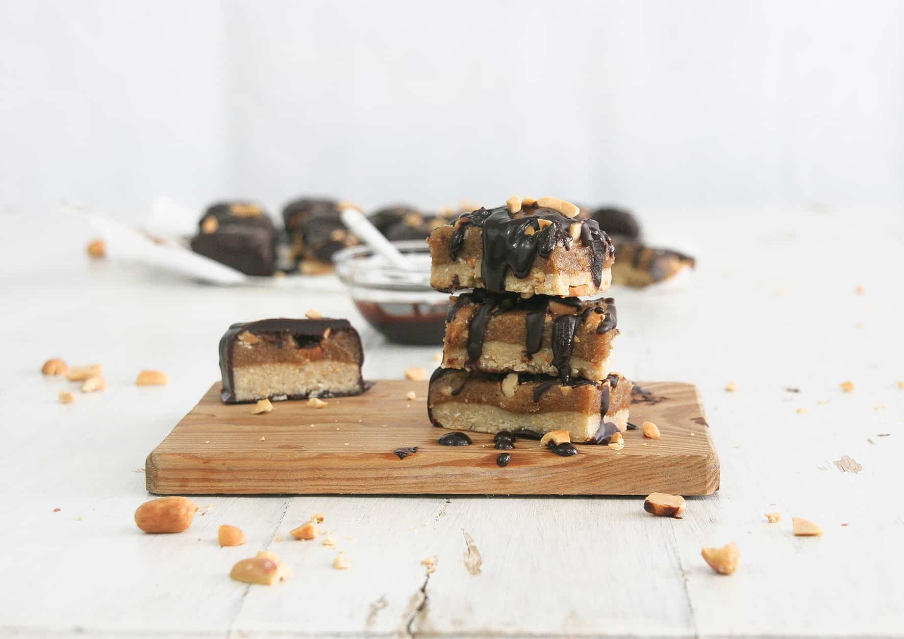 Healthy-peanut-caramel-bars-1-recipe-dessert
