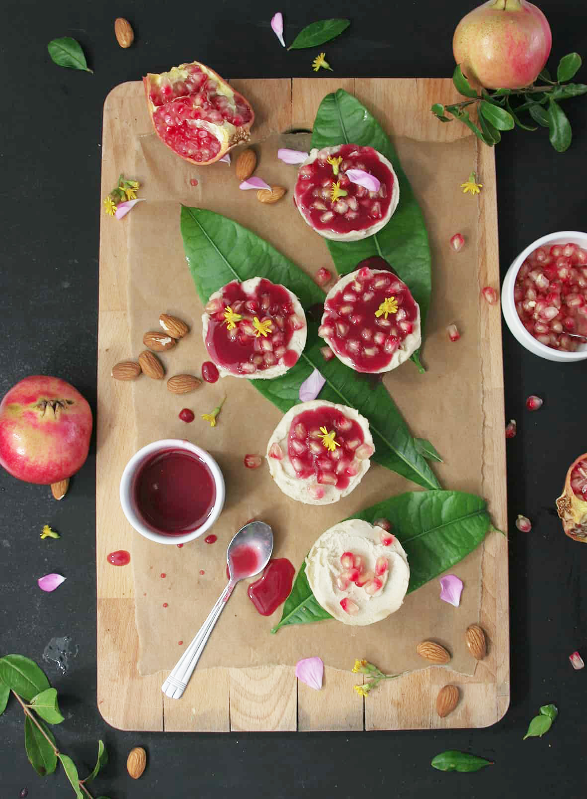 Vegan-mini-cheesecake-pomegranate-raspberry-syrup1-recipe-dessert